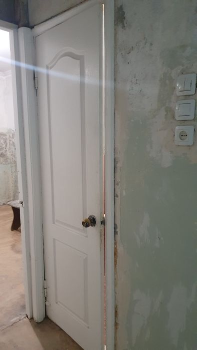 Продам межкомнатные двери