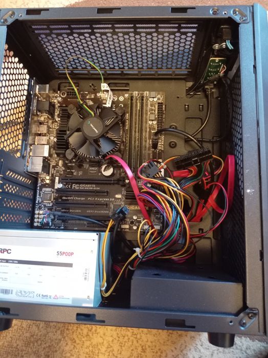 PC și componente de vânzare