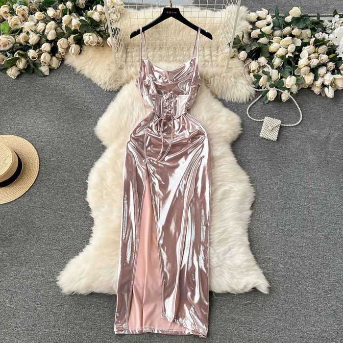 продам новое платье размер S/M