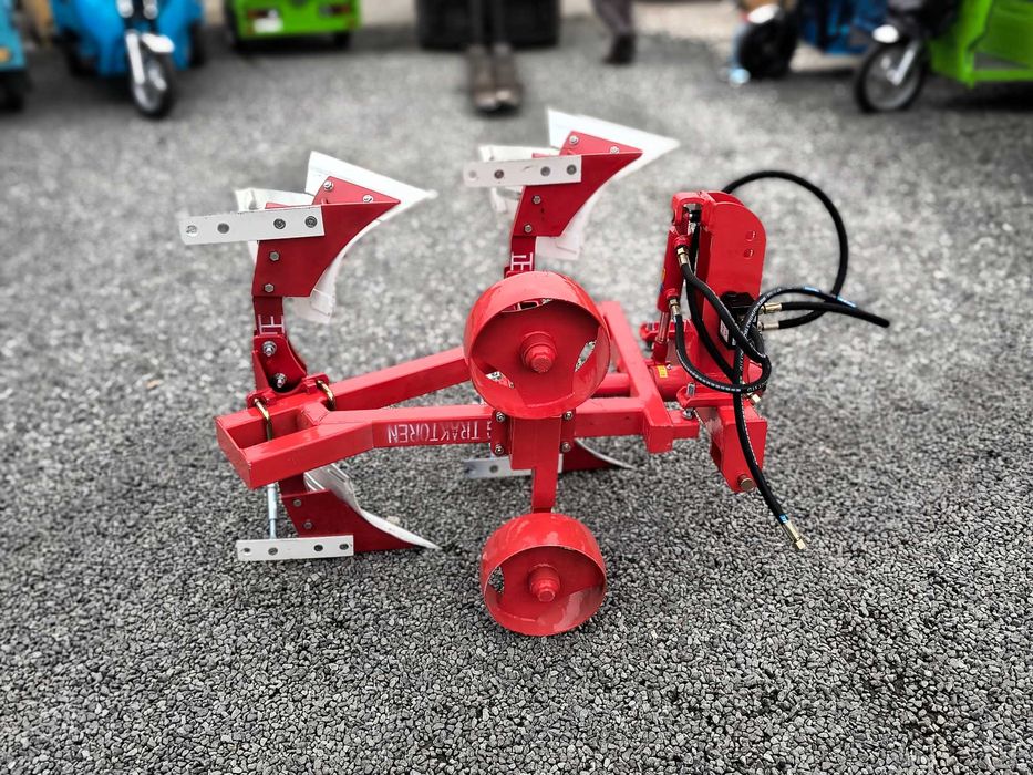 Plug agricol reversibil hidraulic cu 2 trupite nou Agramix