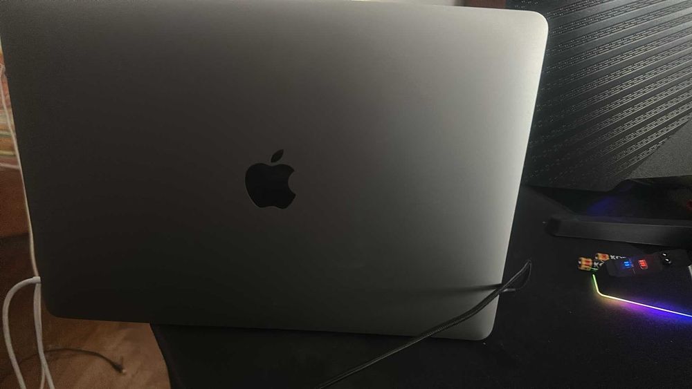 Macbook Pro 2020