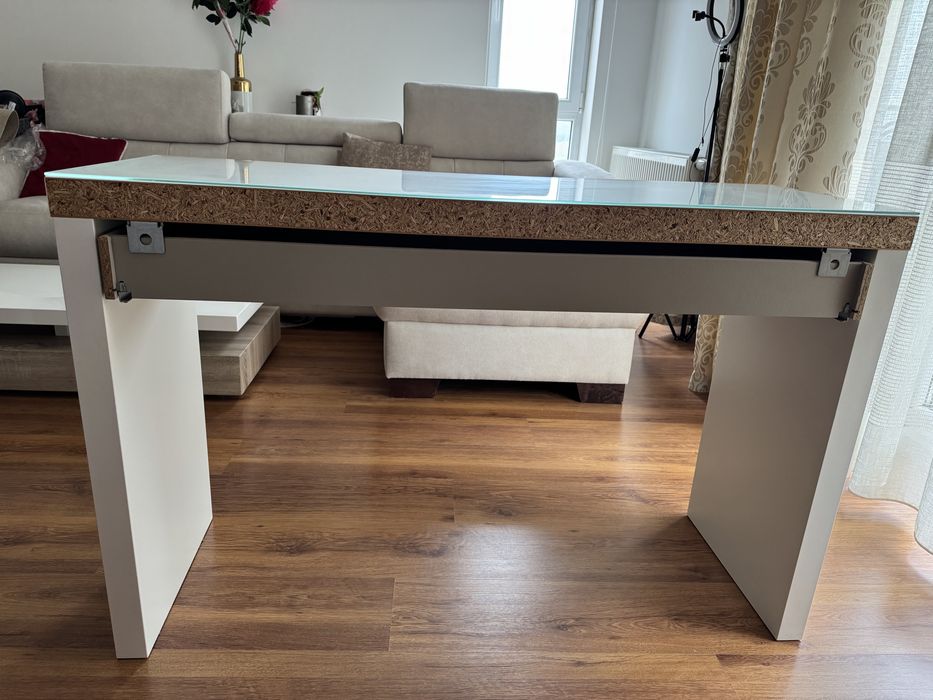 Masa de machiaj Ikea