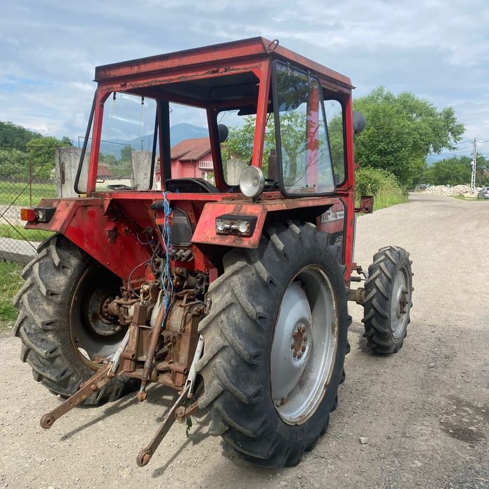 Massey Ferguson 240