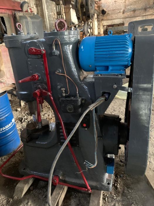 Пневмотический Молот