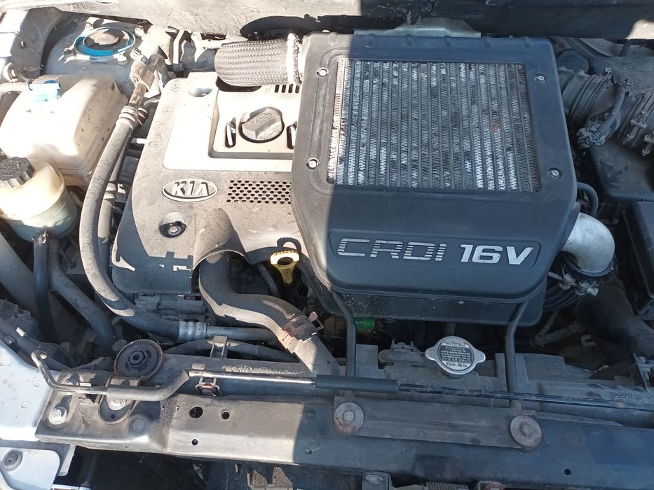 Кия Каренс 2.0crdi 113кс.2005г