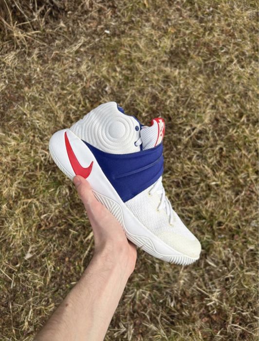 Nike Kyrie 2 USA
