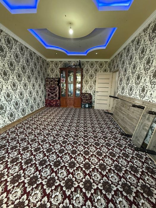 Samarqand shahar Qorasuv massivida zudlik bilan uy sotiladi