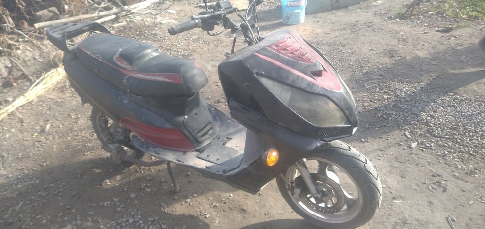 Скутер сотилад 80 кубли