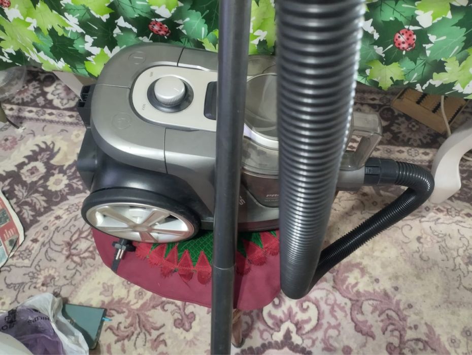 Продам пылесос б/у