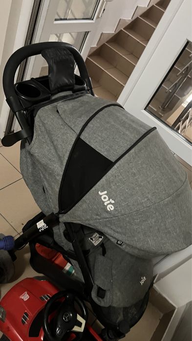 Детская коляска Joie за 30000