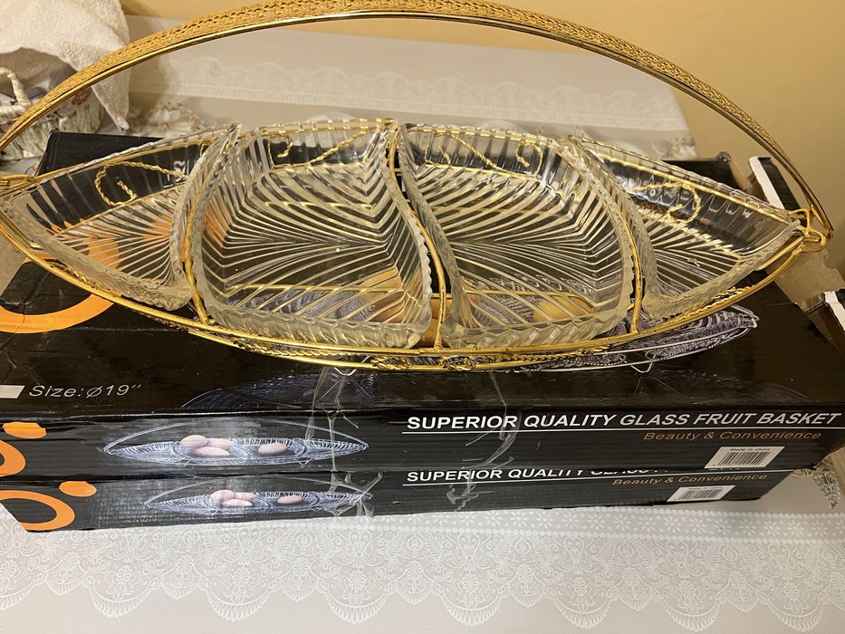 Продам конфетницу