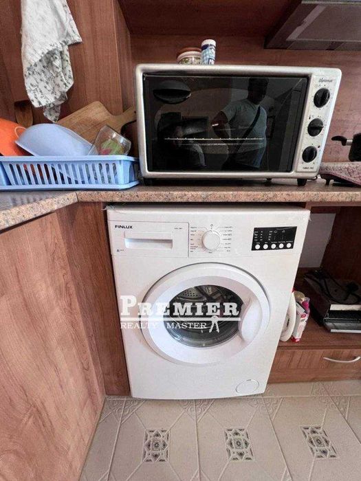 Продава се Двустаен апартамент в к.к. Слънчев бряг - 60 кв.м за 1150 €/кв.м - Снимка #1