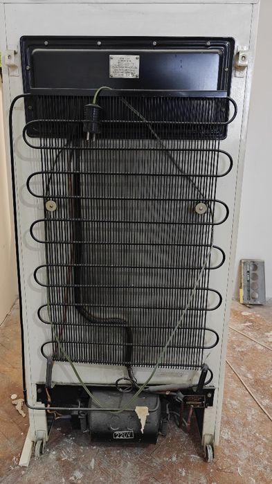 хладилник Бирюса