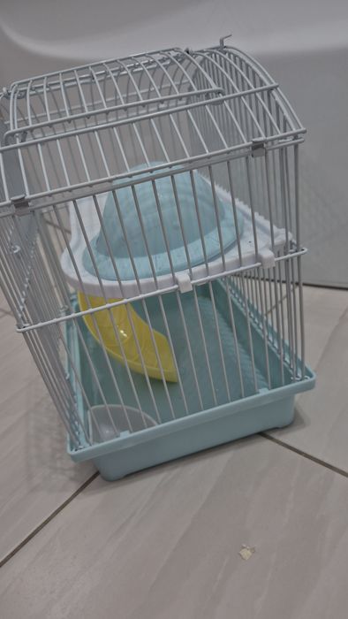 Продам клетку в отличном состоянии