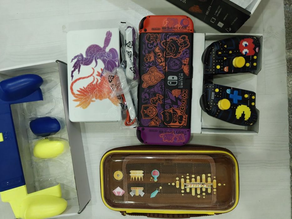 Продается лимитированный Nintendo Switch OLED