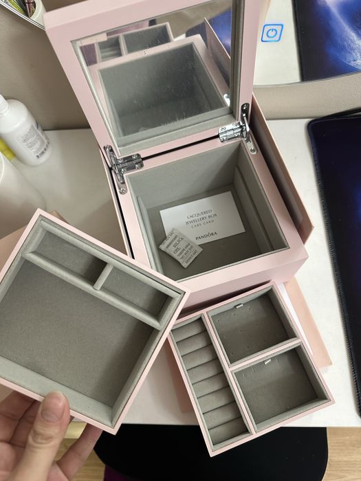 Продам шкатулку для украшений PANDORA оригинал!