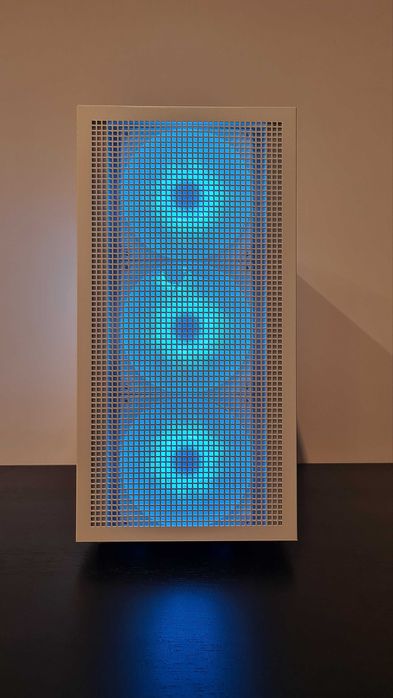 Геймърски Компютър! RTX 5070Ti, Intel i7-14700КF, 32GB RAM - НОВ!