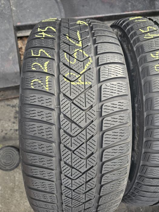 Anvelope iarna 225 45 18 runflat