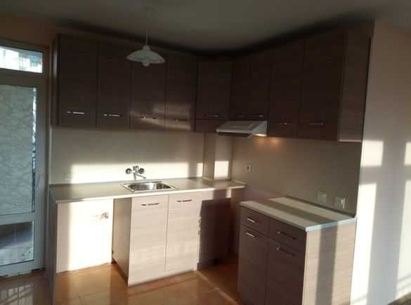 Дава се под наем Двустаен апартамент в Бургас, Изгрев - 66 кв.м за 178.5 € - Снимка #1