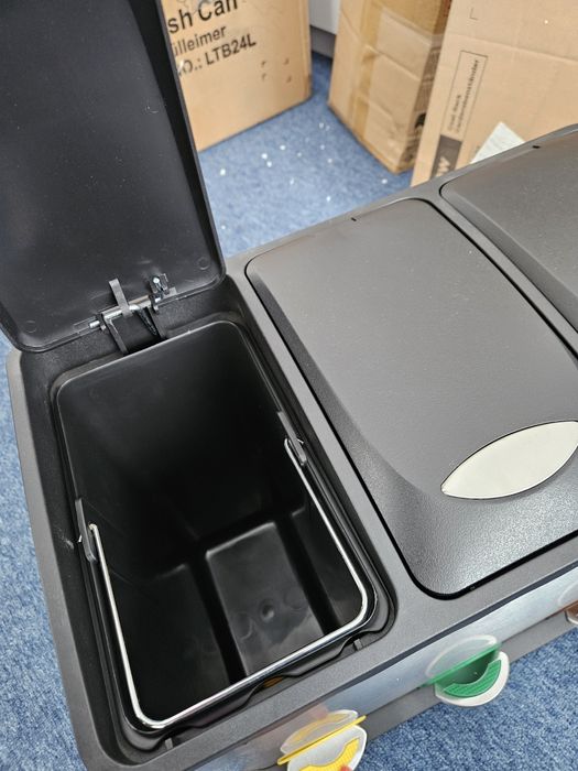 Cos de gunoi compartimentat, 3 compartimente, culoare argintiu