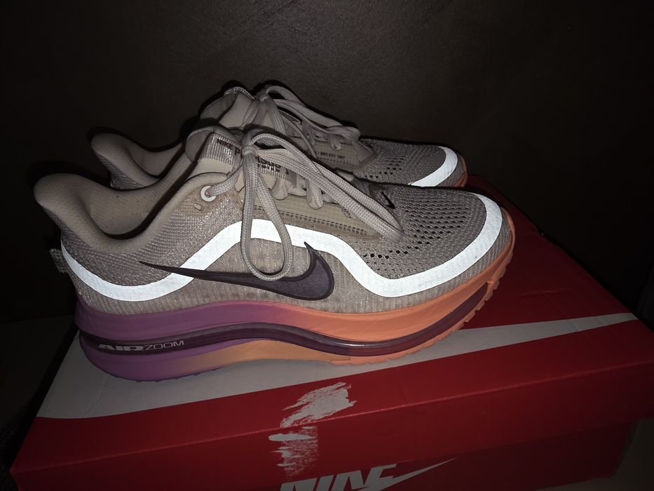 Дамски маратонки nike pegasus.