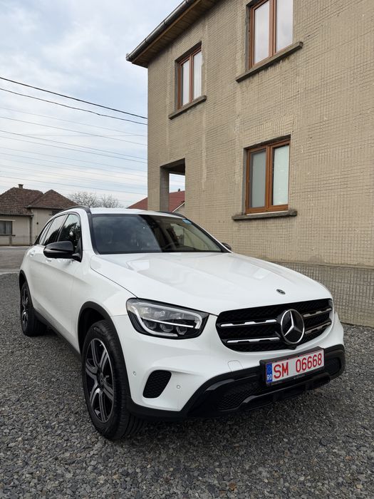 Mercedes Benz GLC300de Diesel Hibrid 306cai 4Matic