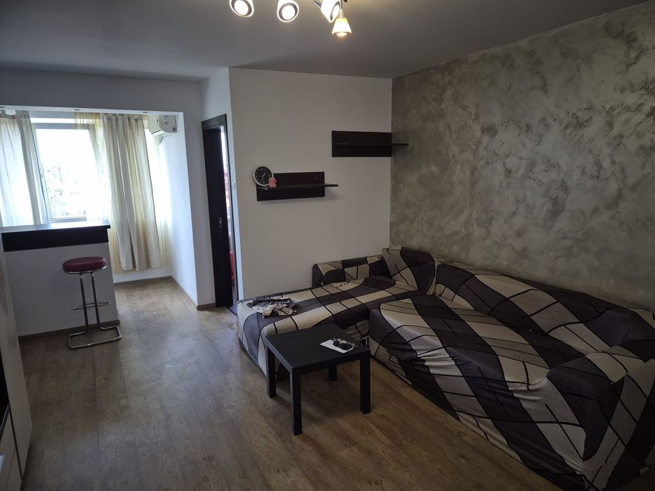 Inchiriez garsoniera metrou