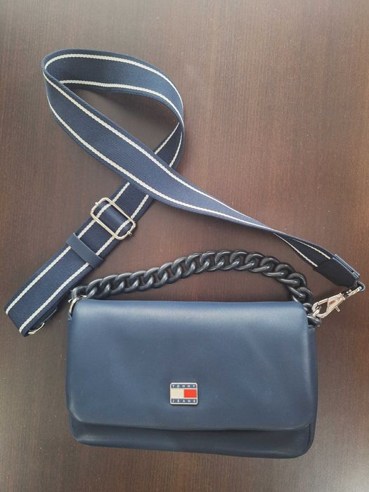 Кожена чанта Tommy jeans