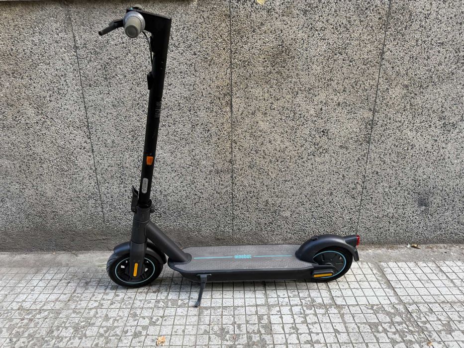 Ninebot Segway MAX G30D II/15.3 Ah/Електрически скутер