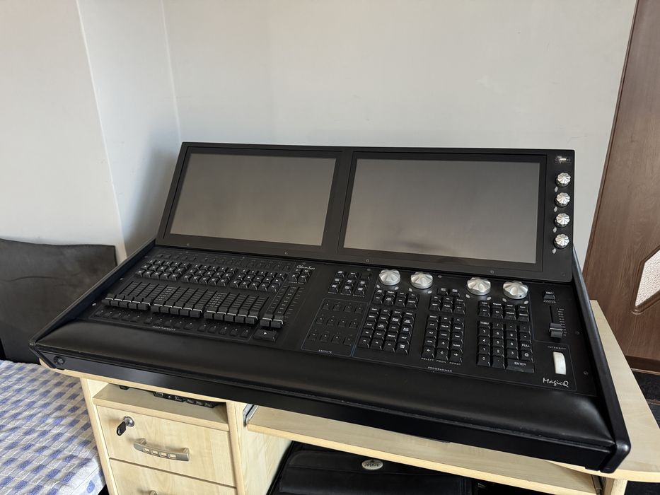 Chamsys MQ500 Stadium - Consola lumini profesionala