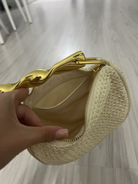 Мини чанта Zara с метална дръжка