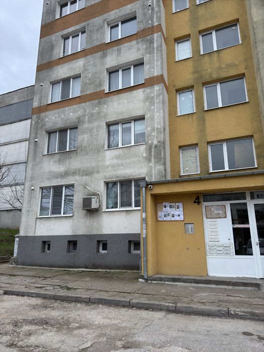Продава се Тристаен апартамент в Силистра, Изток - 81 кв.м за 756 €/кв.м - Снимка #19