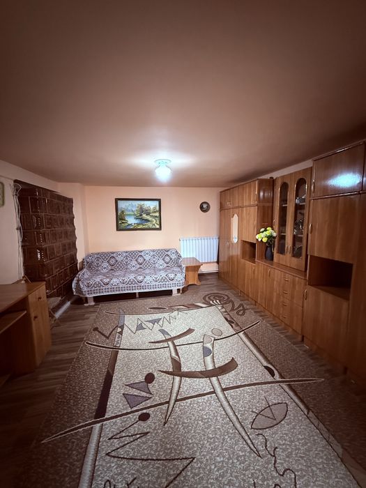Inchiriez casa Hemeius Lilieci