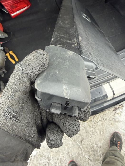 Щори багажник Volkswagen Passat b7