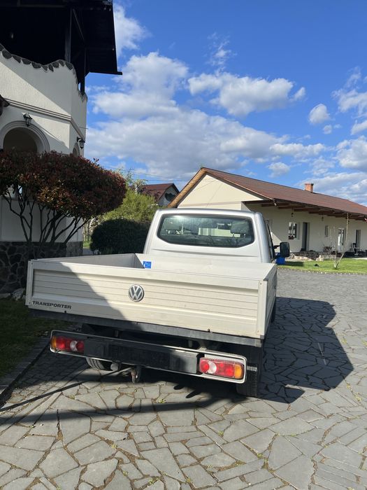 Volkswagen transporter T6 carosata 2.0 TDI