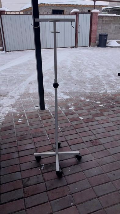 Медицинский штатив