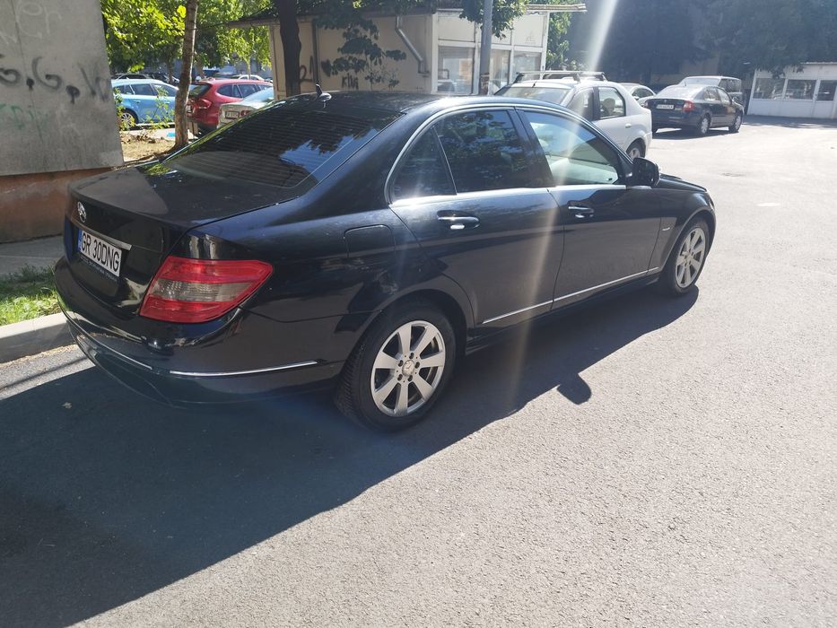 Mercedes-Benz vand