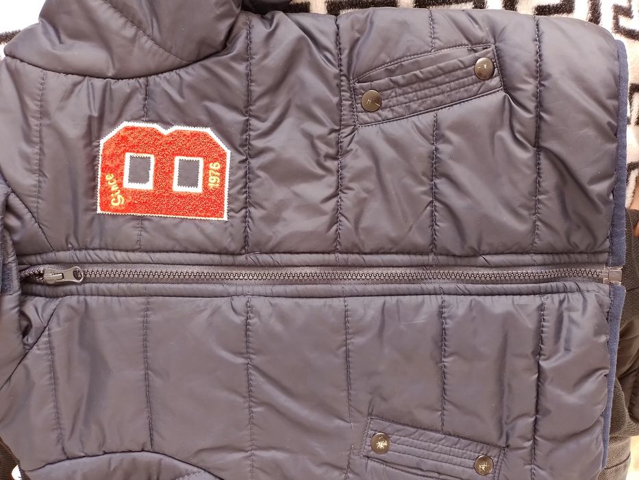 Продам детскую куртку