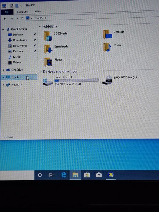 Laptop Lenovo 17.3 inch , i5 gen6 , ssd 256g