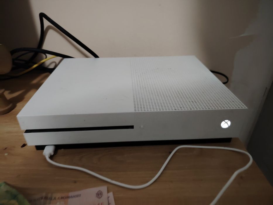 xbox one s 1tb..
