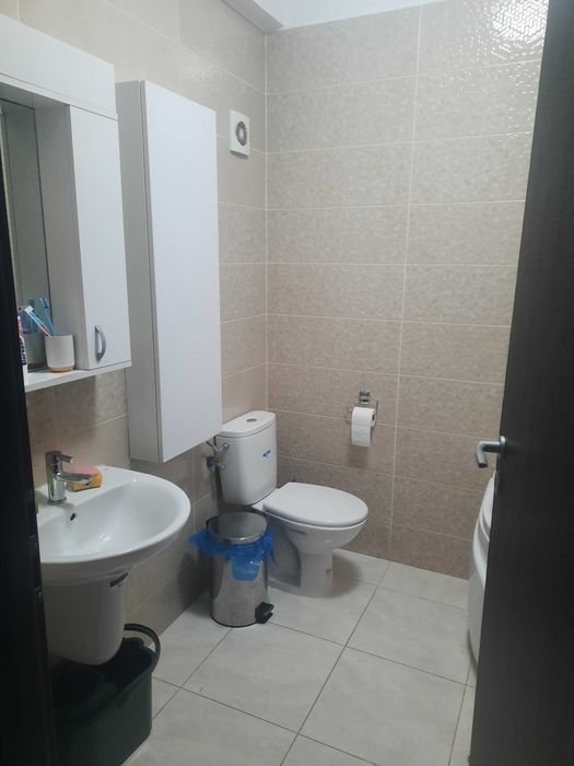 Vand apartament 2 cam Militari Residence