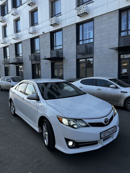 Тайота камри 50