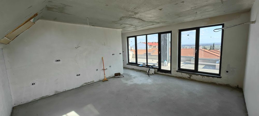 Продава се Тристаен апартамент в Стара Загора, Казански - изток - 165 кв.м за 556 €/кв.м - Снимка #2