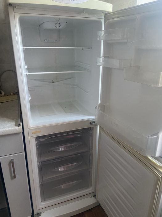 Продам холодильник срочно