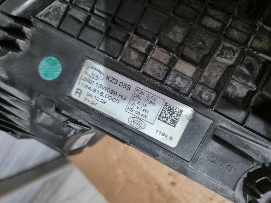 Far dreapta full LED  Land Rover Range Rover Defender L663