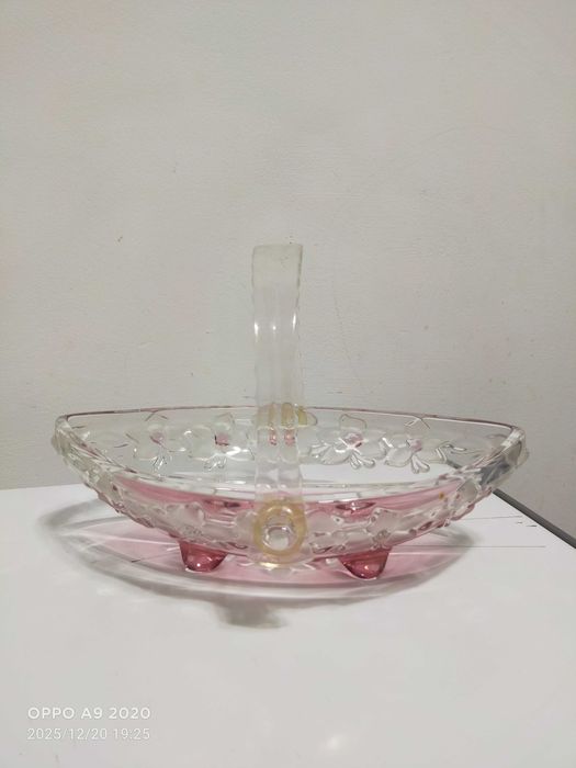 Продам конфетницы, фруктовницы