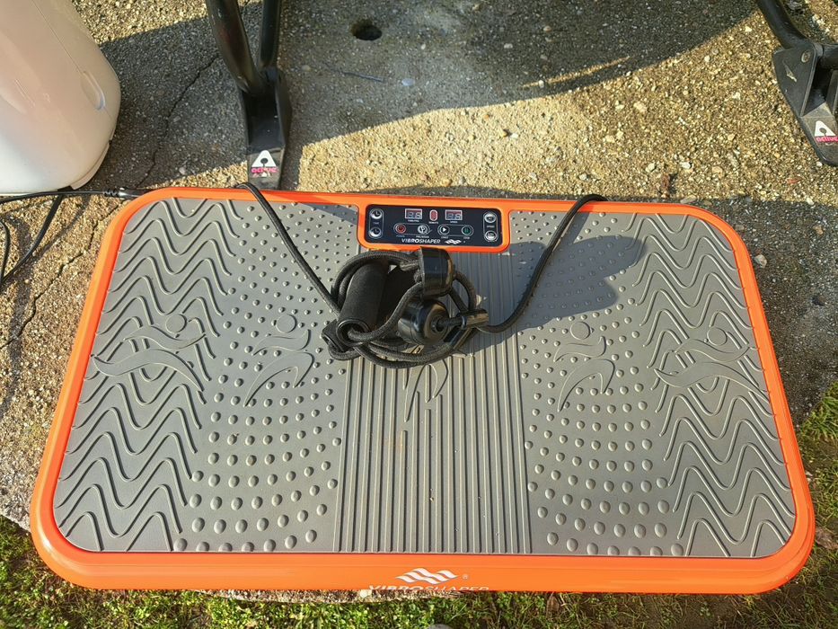 Purificator aer,aparat vibro masaj si aparat abdomene.