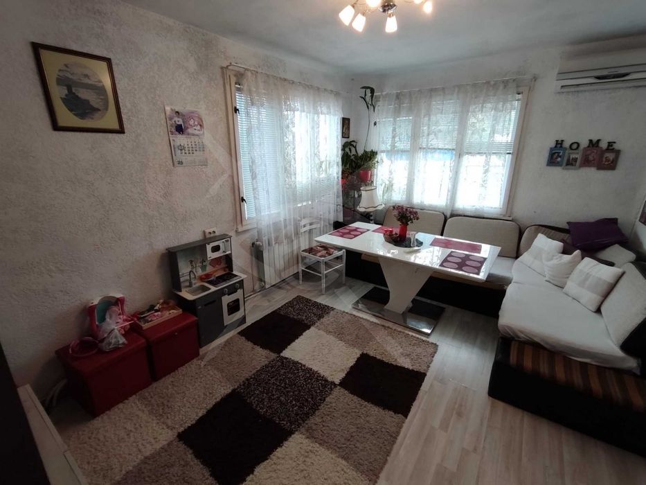 Продава се Къща в Варна, Аспарухово - 180 кв.м за 1000 €/кв.м - Снимка #1