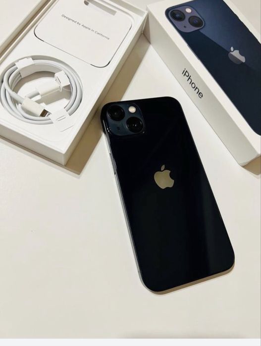 Продам Айфон 13 128 гб