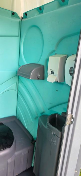 Toalete ecologice cu chiuvetă